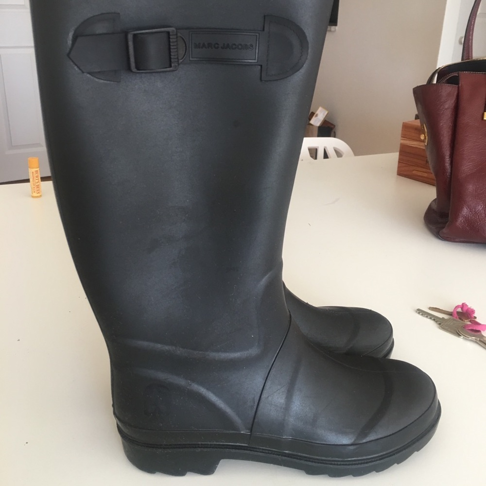 MARC JACOBS RAIN black BOOTS LIKE NEW!!!